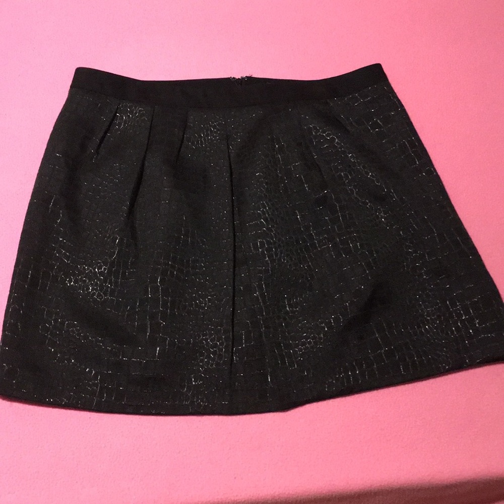 Snake skin pattern skirt! So fun!!